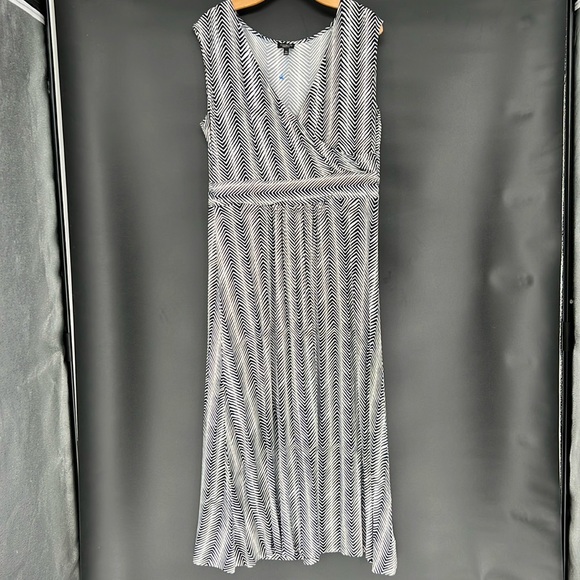 TALBOT’S WOMAN‎ PETITES DRESS - Picture 1 of 10